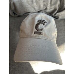 Cincinnati Bearcats NCAA Under Armour  Women's Beige  Adjustable Hat